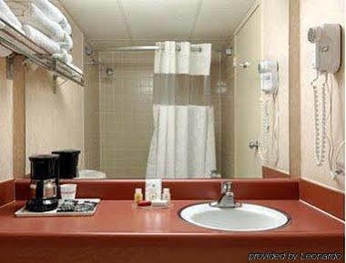 Suburban 2* Cordele
